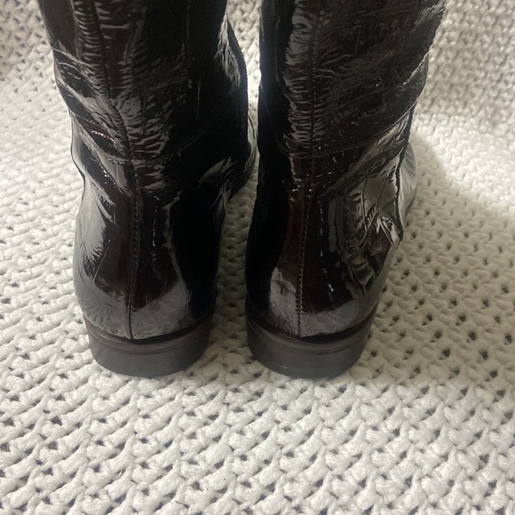 Alex Marie Brown Croc Embossed Patent Low Heel High Boot-Women’s Size 8 - Picture 4 of 8